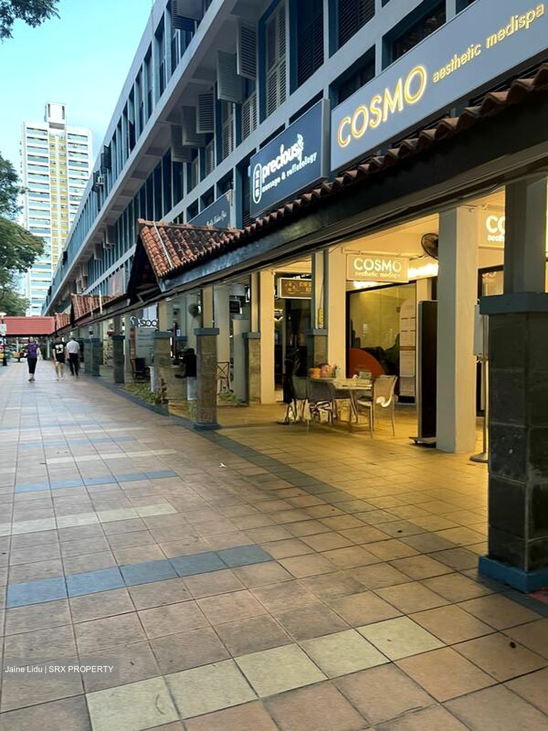 Toa Payoh Central (D12), Shop House #572571421
